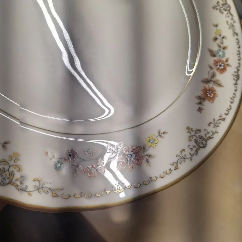 Gorham Long Meadow China Dinner Plate Replacement 10.5 Inch Gold Flowers USA Rou